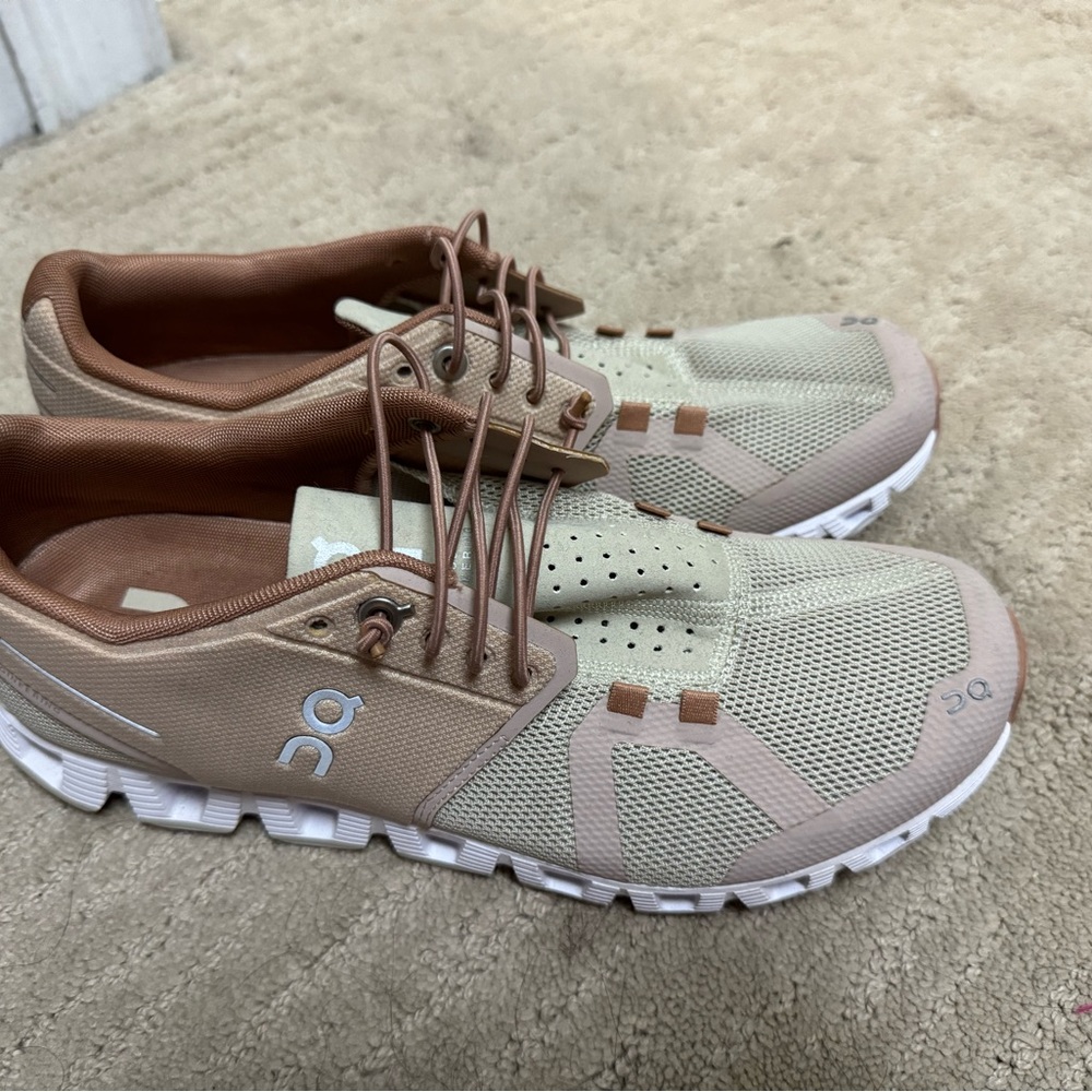 On Cloud Running Shoe